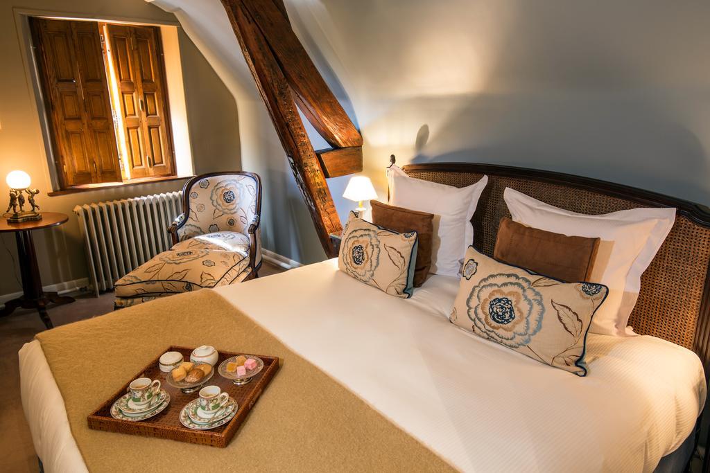 Chateau Le Clos Verneuil d'Avre et d'Iton Eksteriør bilde